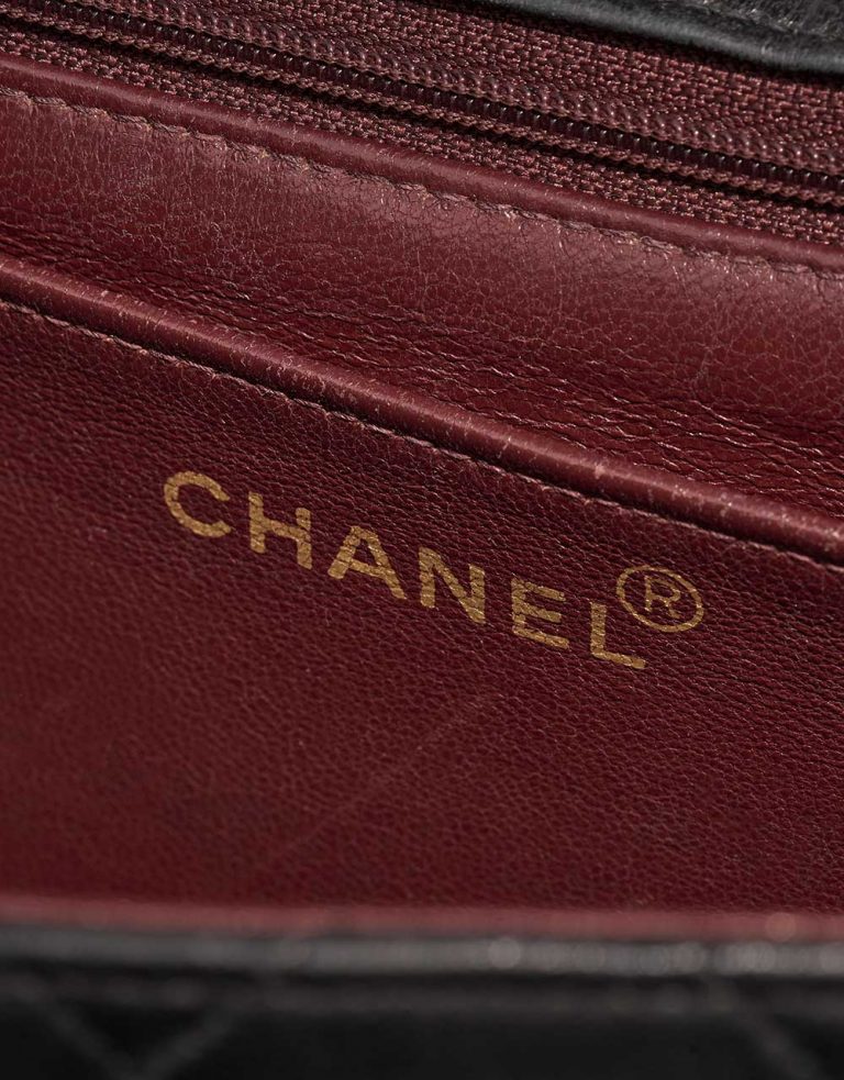 Chanel Timeless Jumbo Black Logo  | Sell your designer bag on Saclab.com
