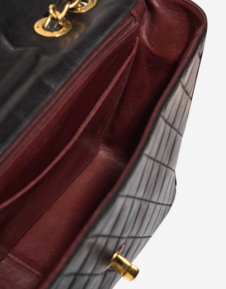 Chanel Timeless Jumbo Black Inside  | Sell your designer bag on Saclab.com