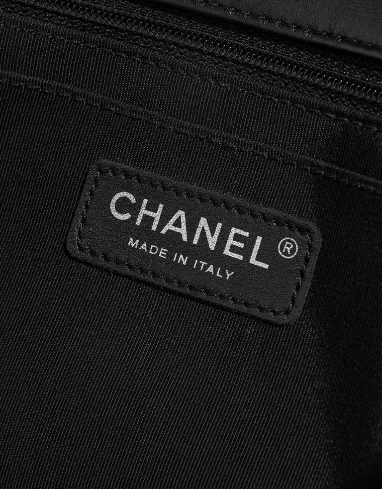Chanel Timeless Jumbo Black Logo  | Sell your designer bag on Saclab.com