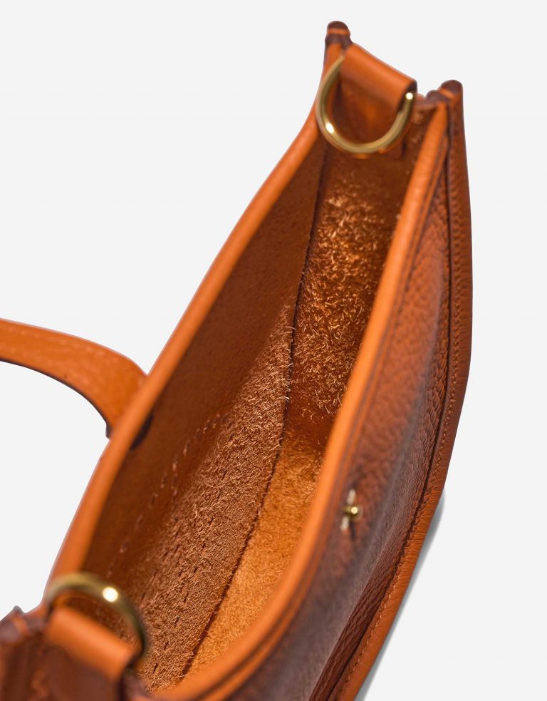Hermès Evelyne 16 Orange Inside  | Sell your designer bag on Saclab.com