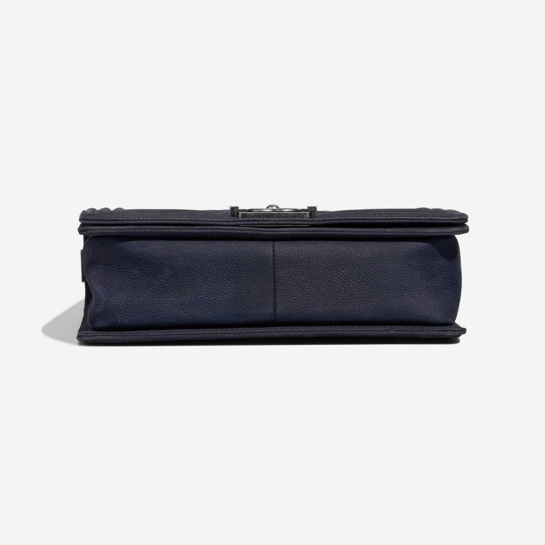 Chanel Boy OldMedium DarkBlue Bottom  | Sell your designer bag on Saclab.com