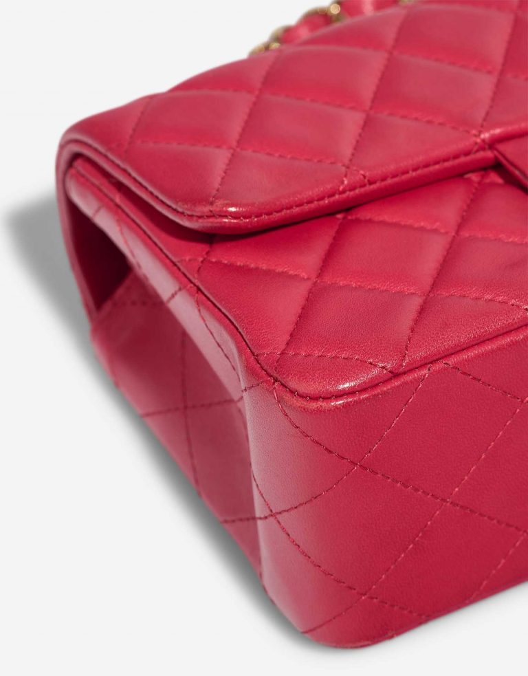 Chanel Timeless MiniRectangular Pink signs of wear| Sell your designer bag on Saclab.com