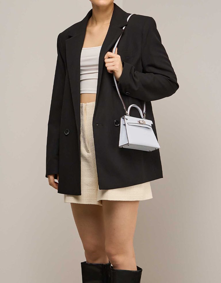 Hermès Kelly Mini Epsom Bleu Brume on Model | Sell your designer bag