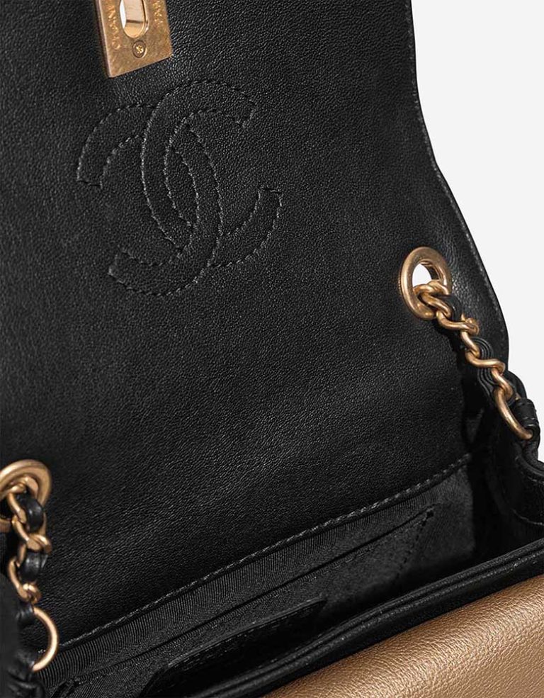 Chanel Timeless Mini Square Lamb Black / Gold Signs of wear | Sell your designer bag