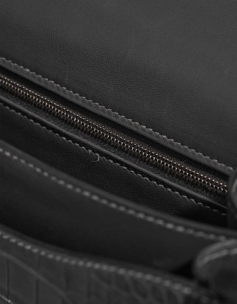 Hermès Constance 24 Matte Alligator Graphite Signs of wear | Sell your designer bag
