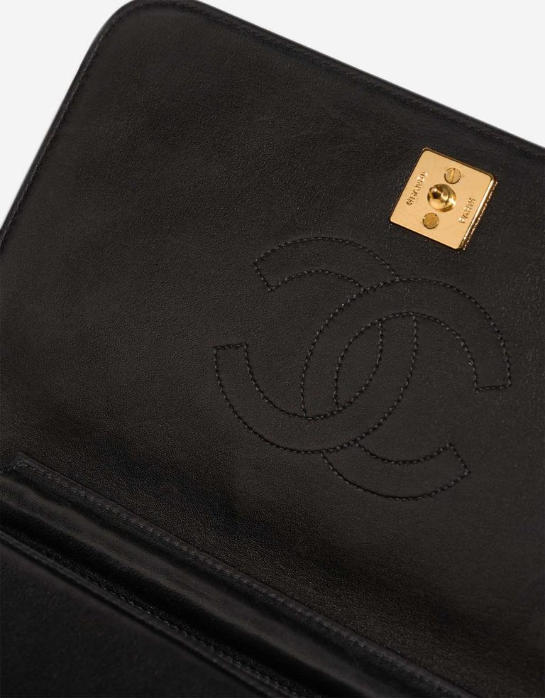 Chanel Timeless Medium Lamb Black Signs of wear | Sell your designer bag