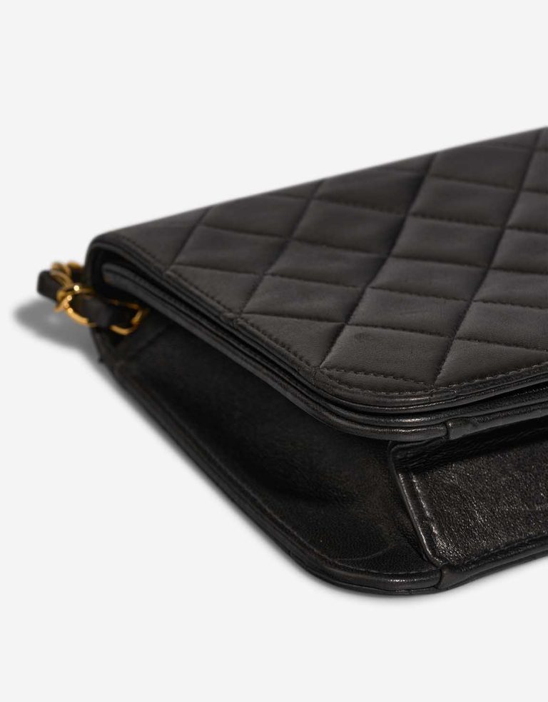 Chanel Timeless Medium Lamb Black Signs of wear | Sell your designer bag