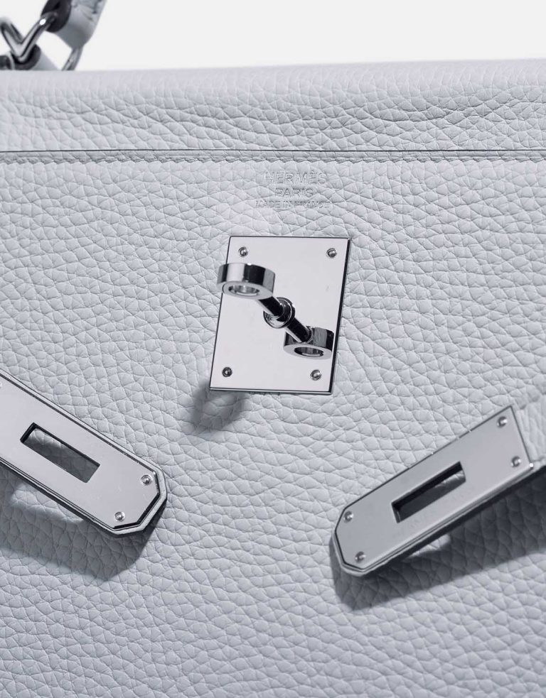 Hermès Kelly 32 Clémence Bleu Pâle Logo | Sell your designer bag