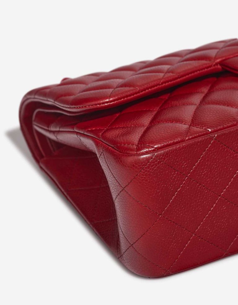 Chanel Timeless Jumbo Caviar Red Signs of wear | Sell your designer bag