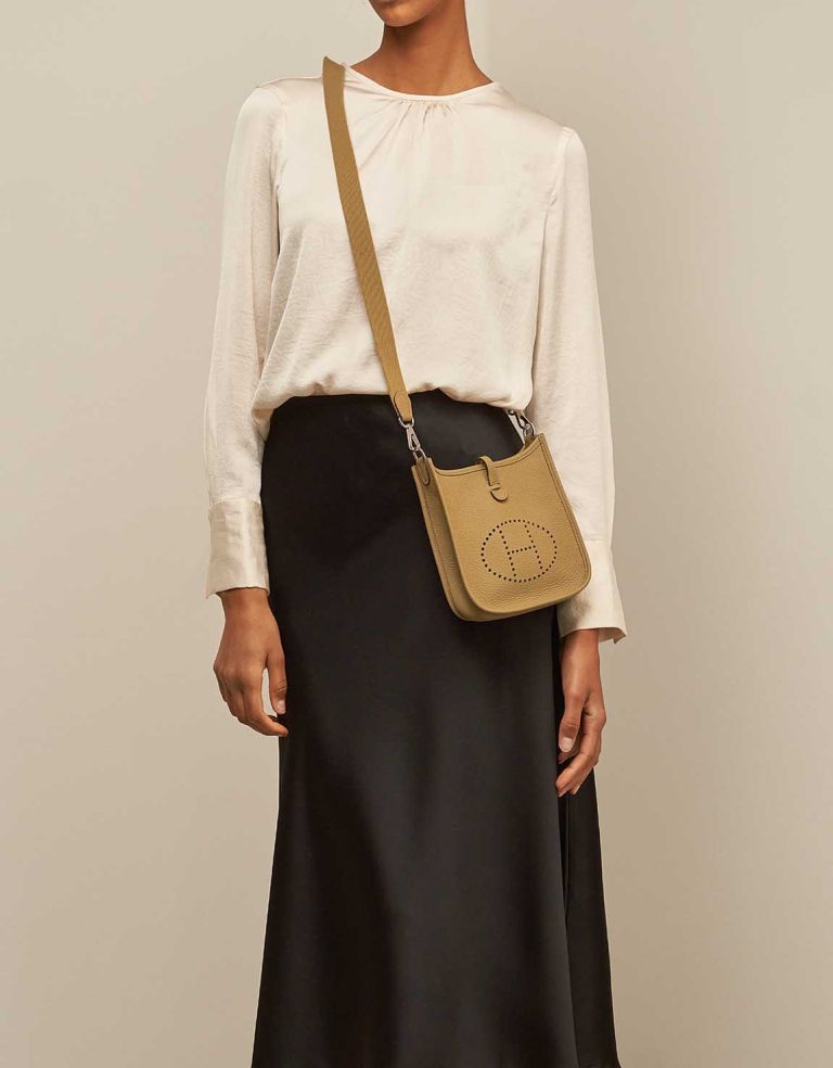 Hermès Evelyne 16 Taurillon Clémence Biscuit on Model | Sell your designer bag