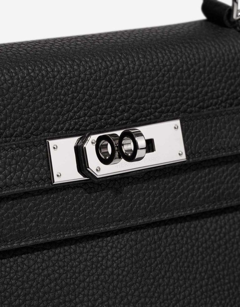 Hermès Kelly 28 Togo Black  Closing System | Sell your designer bag