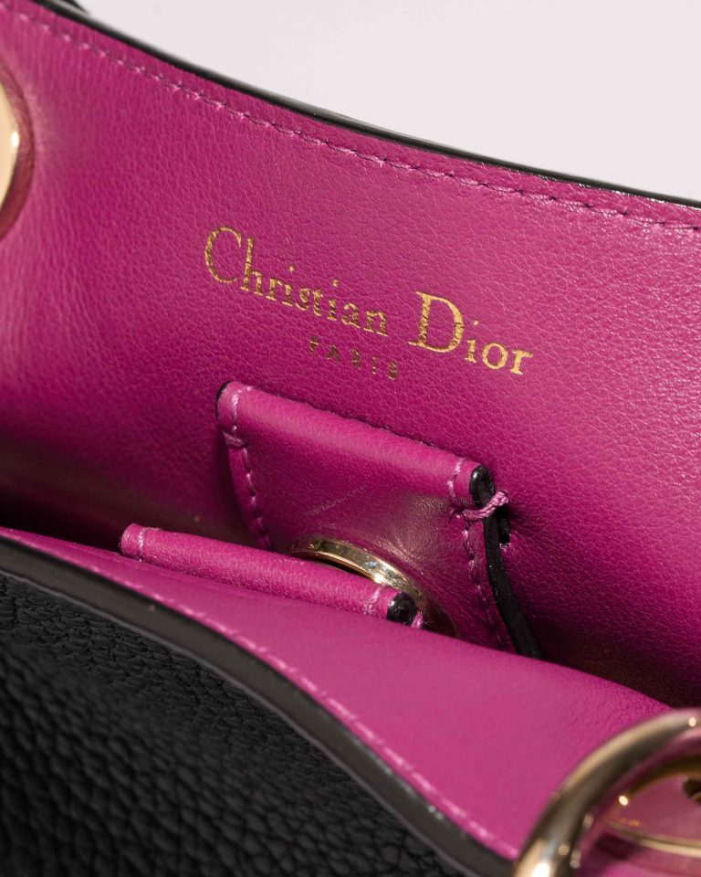 Dior Diorissimo Medium Calf Black / Fuchsia Logo | Sell your designer bag