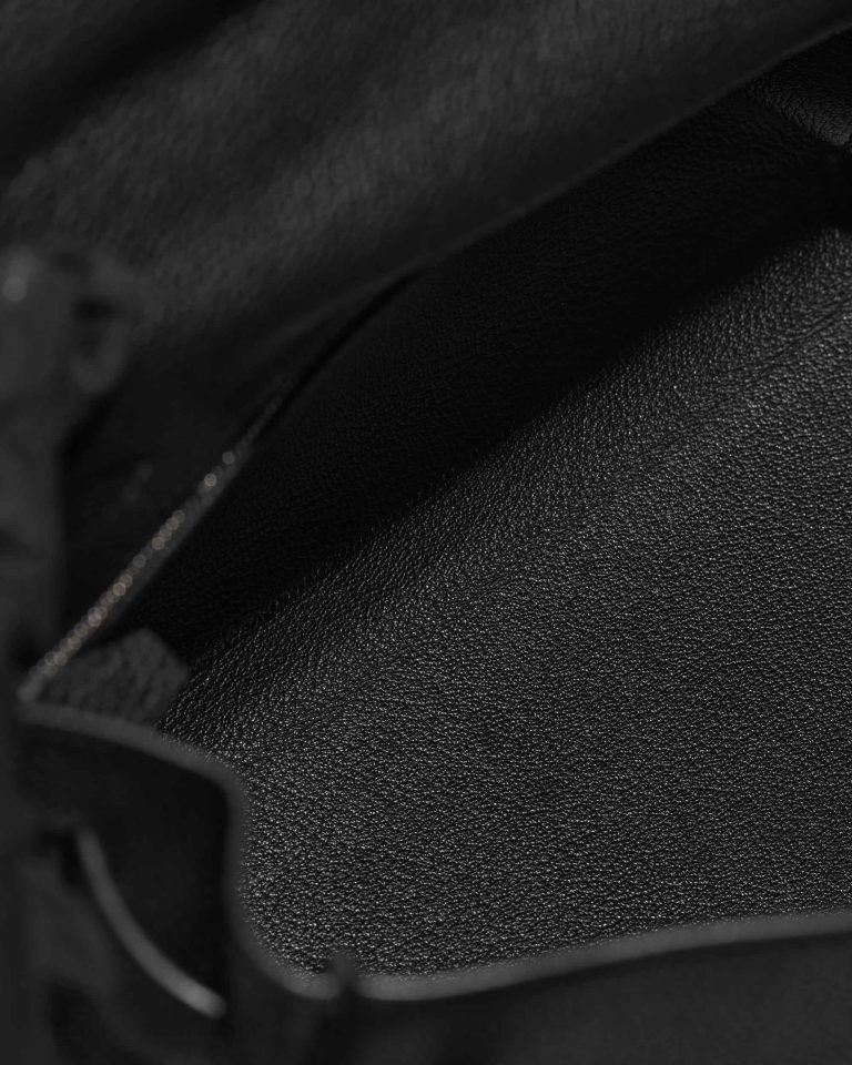 Hermès Kelly 35 Togo Black Signs of wear | Sell your designer bag