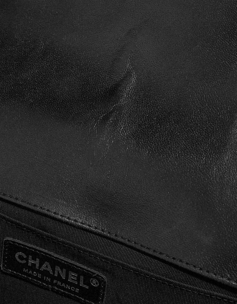 Chanel Boy Old Medium Lamb Black Signs of wear | Sell your designer bag