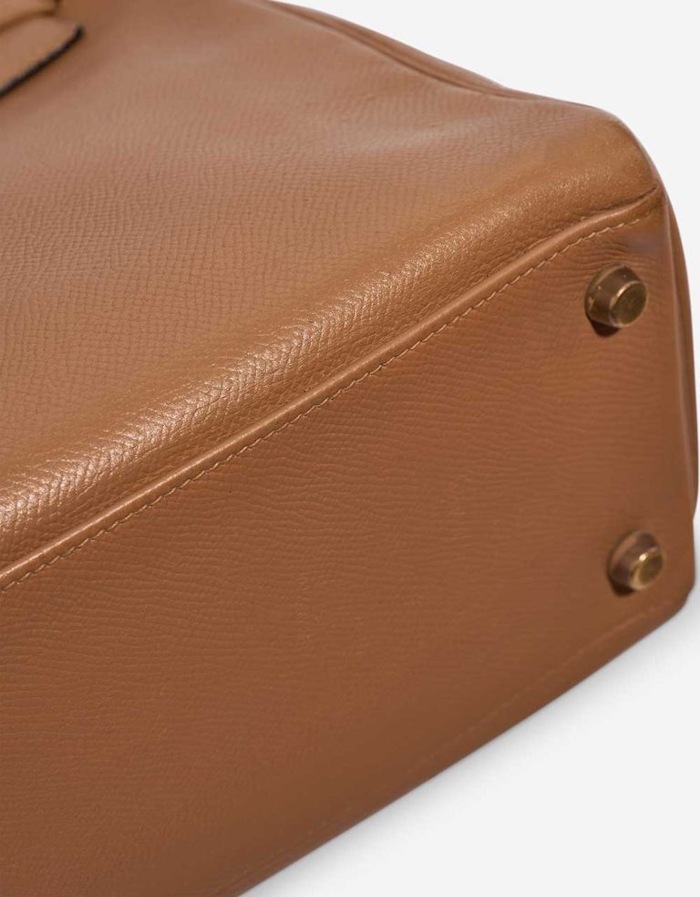 Hermès Kelly 28 Epsom Beige Signs of wear | Sell your designer bag