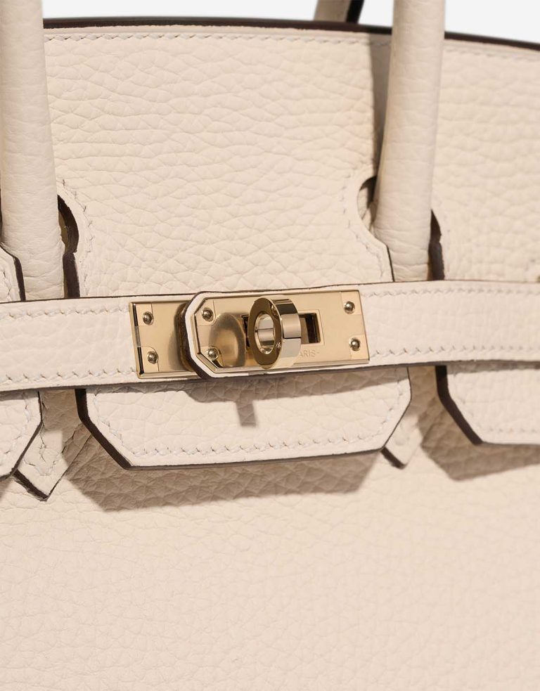 Hermès Birkin 25 Togo Nata / Gris Pâle Closing System | Sell your designer bag