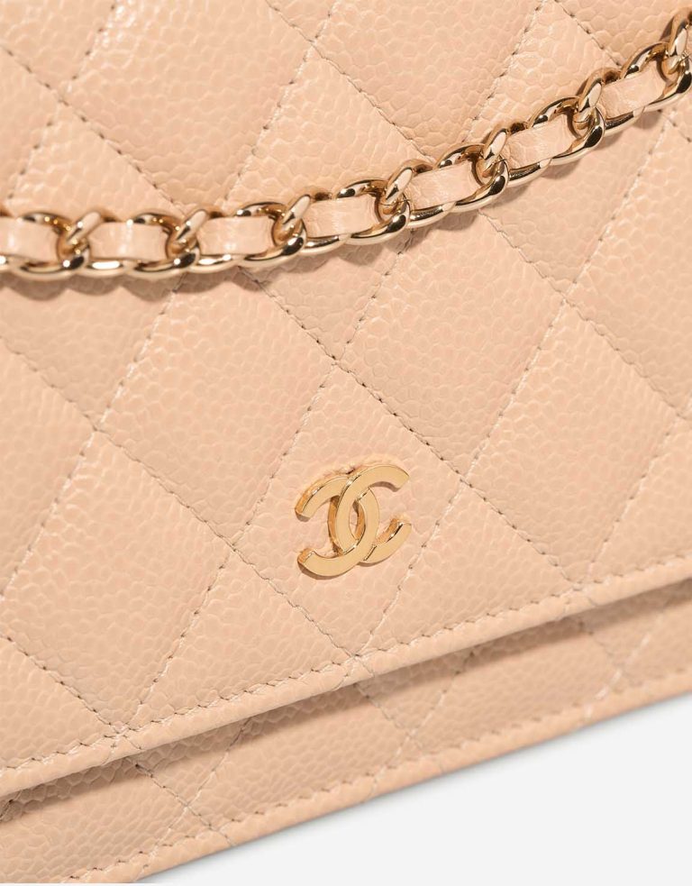 Chanel Wallet On Chain Caviar Beige Closing System | Sell your designer bag