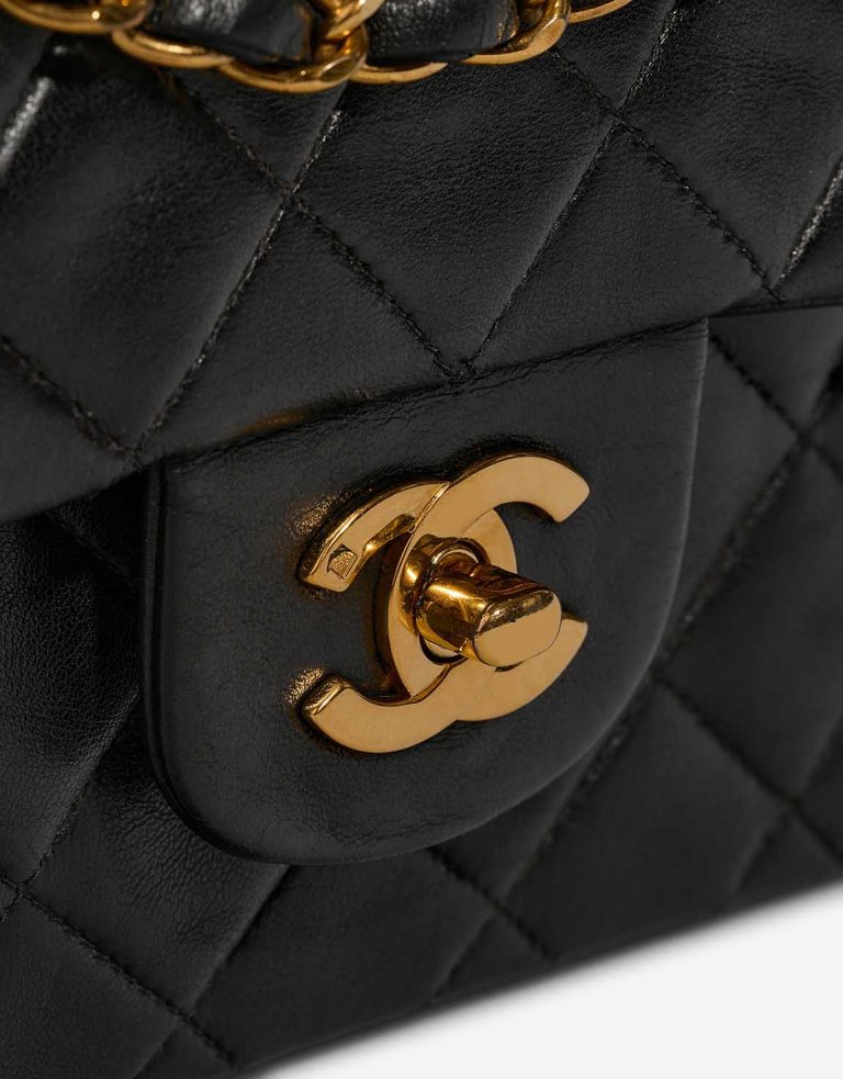 Chanel Timeless Medium Lamb Black Système de fermeture | Vendez votre sac de créateur