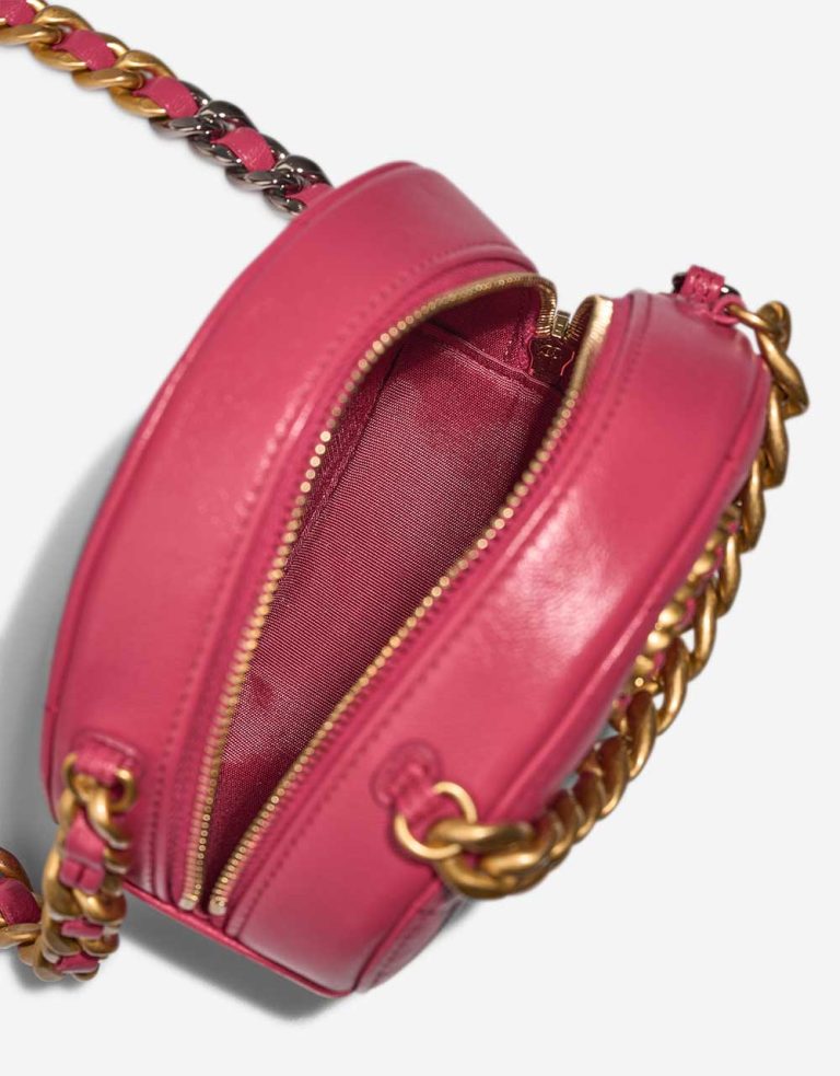 Chanel 19 Round Clutch Lamb Pink Inside | Sell your designer bag