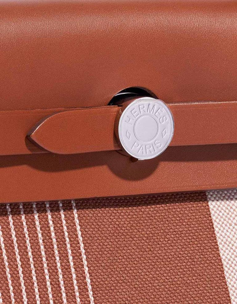 Hermès Herbag 31 Vache Hunter / Toile H Vibration Fauve / Écru / Beige Closing System | Sell your designer bag