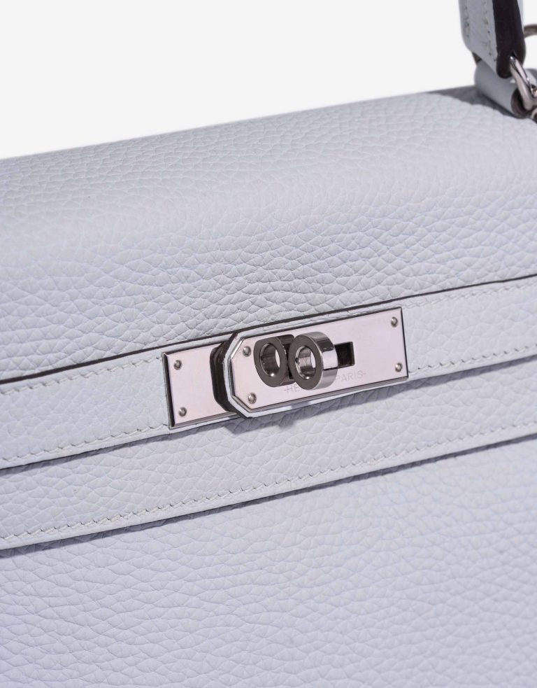 Hermès Kelly 32 Taurillon Clémence Bleu Pale Closing System | Sell your designer bag