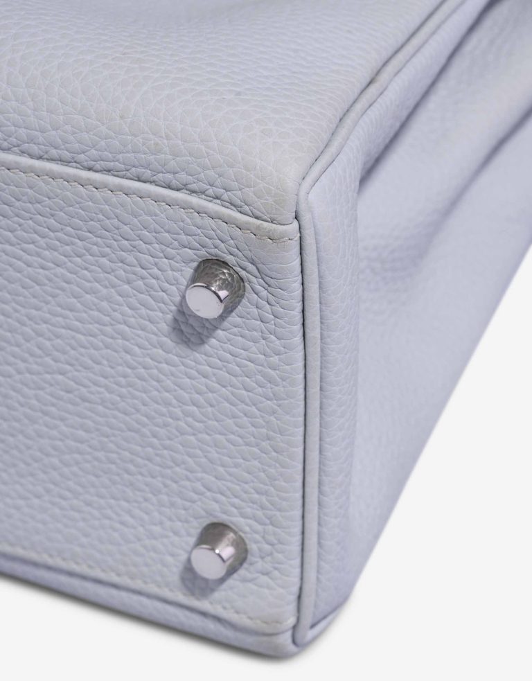 Hermès Kelly 32 Taurillon Clémence Bleu Pale Signs of wear | Sell your designer bag