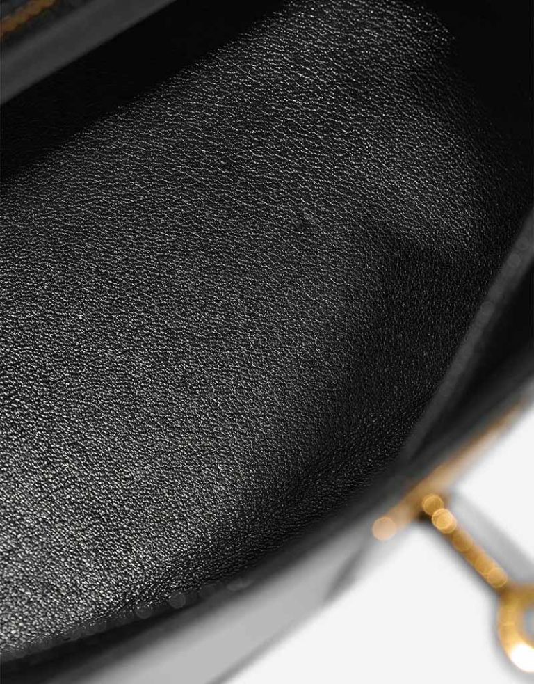 Hermès Kelly 32 Box Calf Black Signs of wear | Sell your designer bag