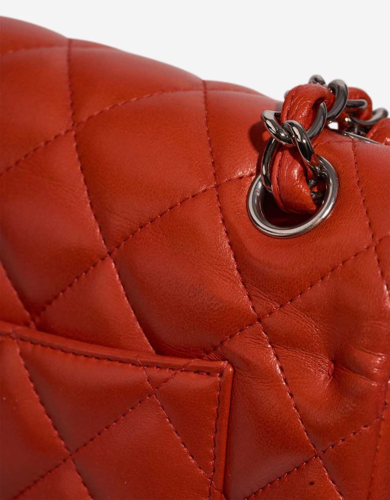 Chanel Timeless Jumbo Lamb Red Signs of wear | Sell your designer bag