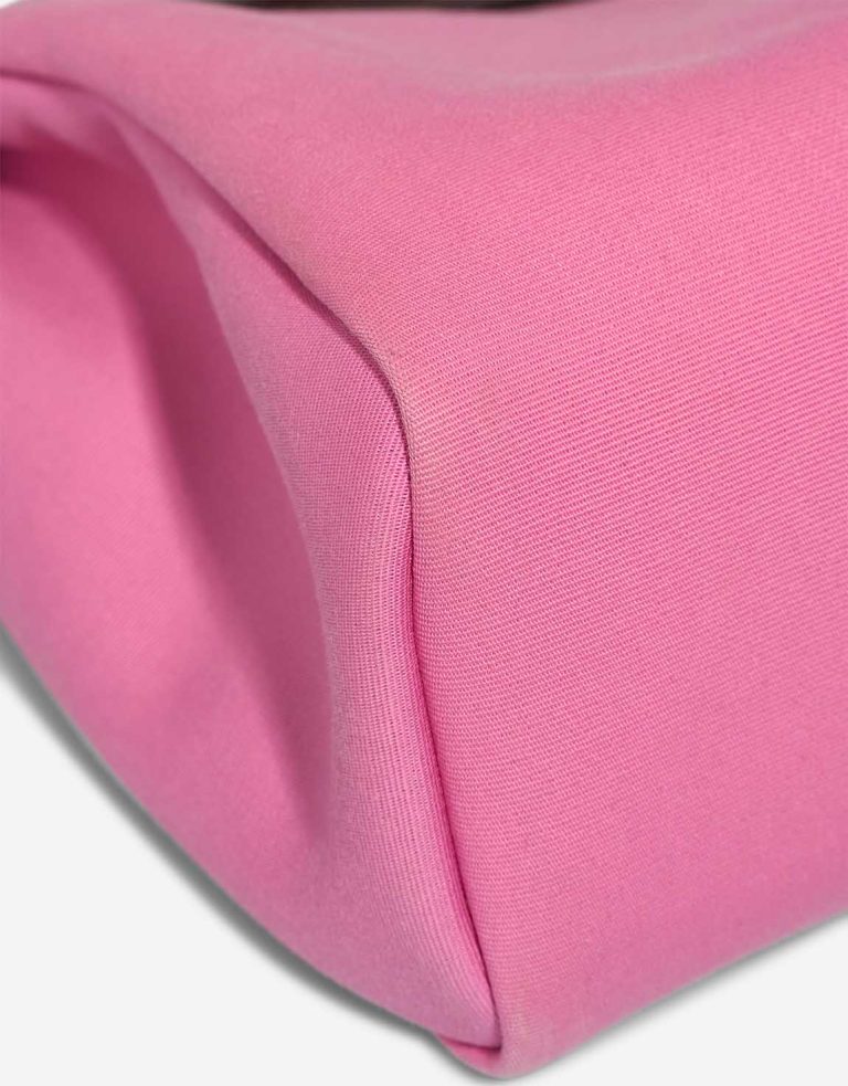 Hermès Herbag 31 Vache Hunter / Toile Rouge Sellier / Bubblegum Signs of wear | Sell your designer bag