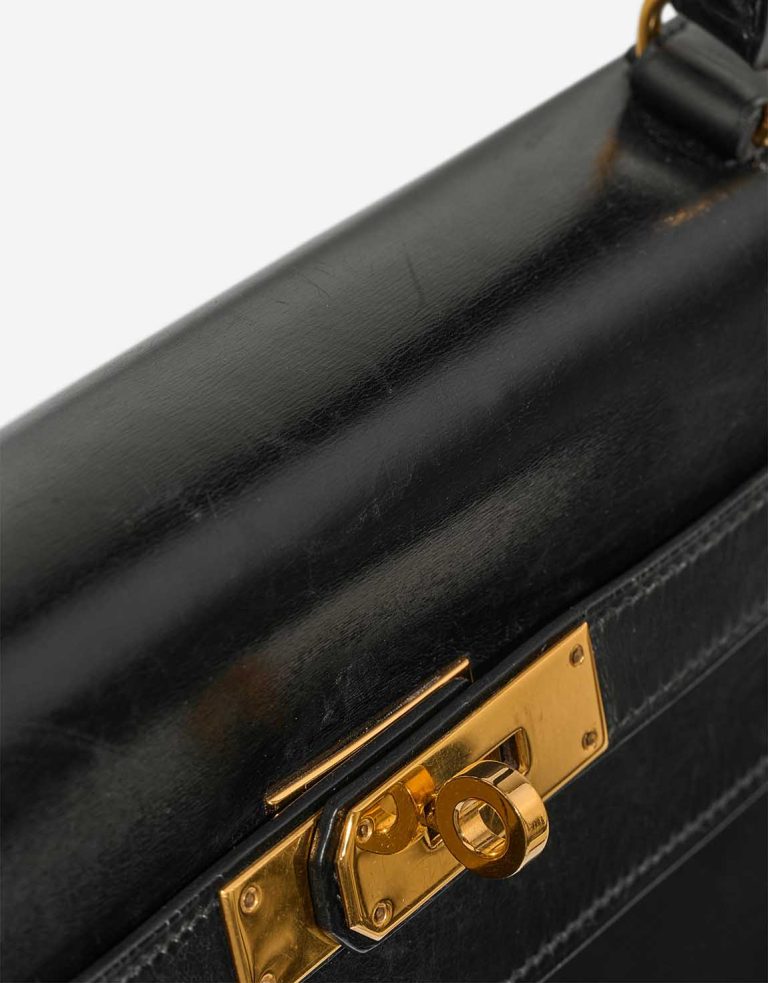 Hermès Kelly 32 Box Black Signs of wear | Sell your designer bag