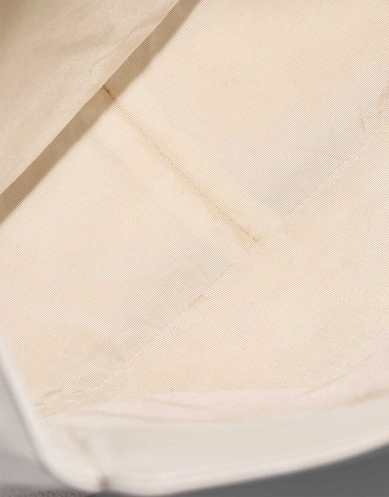 Chanel Shopping Tote Caviar White Signs of wear | Sell your designer bag