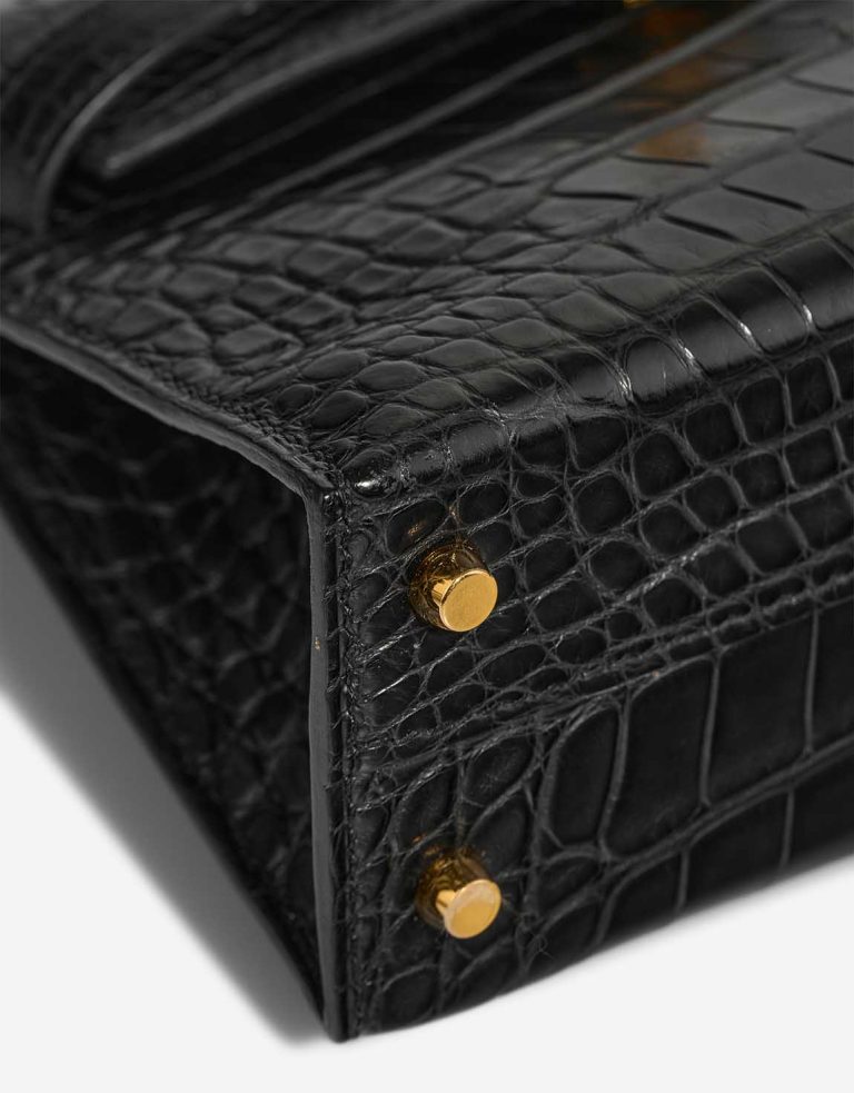 Hermès Kelly Mini Matte Alligator Black Signs of wear | Sell your designer bag