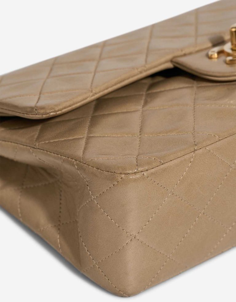 Chanel Timeless Medium Lambskin Brown Signs of wear | Sell your designer bag