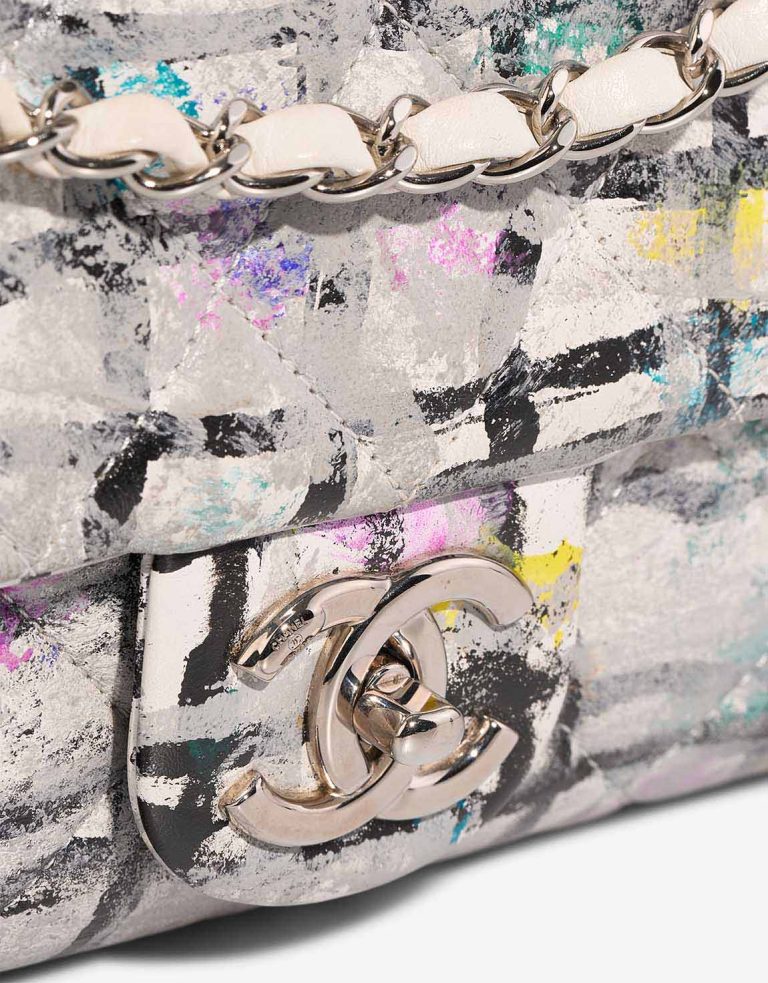 Chanel Timeless Jumbo Lamb White / Multicolour Closing System | Sell your designer bag
