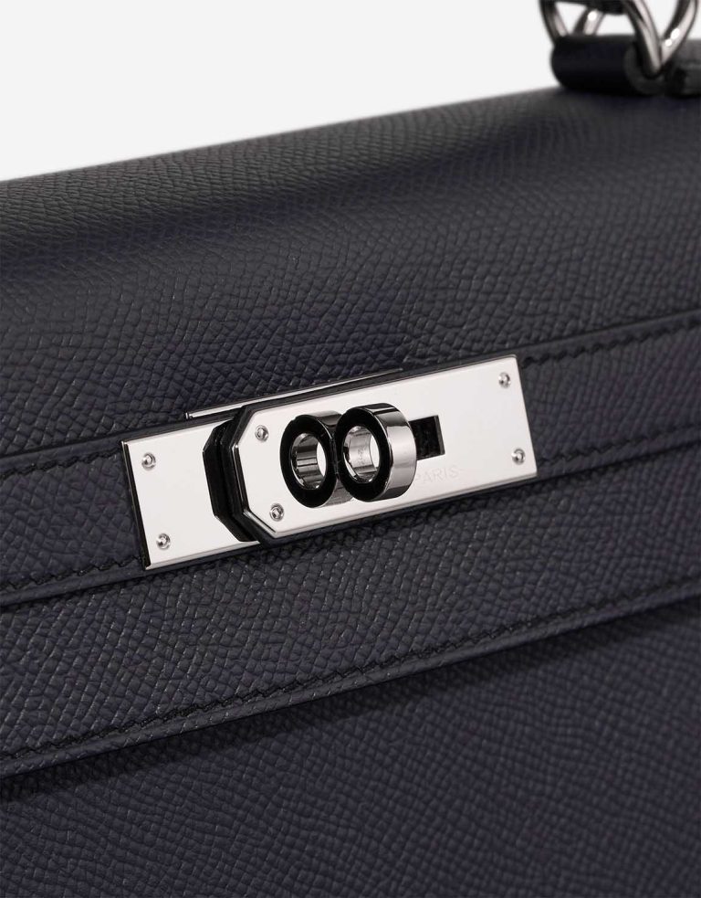 Hermès Kelly 28 Epsom Bleu Indigo Closing System | Sell your designer bag