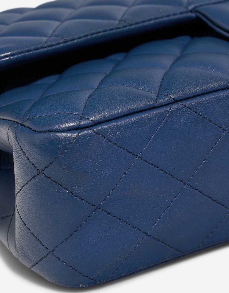 Chanel Timeless Medium Lamb Dark Blue Signs of wear | Sell your designer bag
