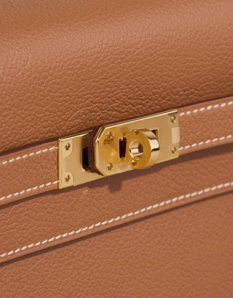 Hermès Kelly To Go Evercolor Gold Closing System | Sell your designer bag