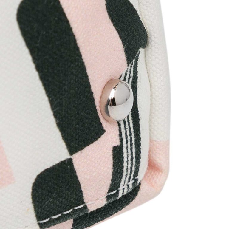 Chanel Shopping Tote La Pausa Bay Large Canvas Black / White / Pink Signs of wear | Sell your designer bag