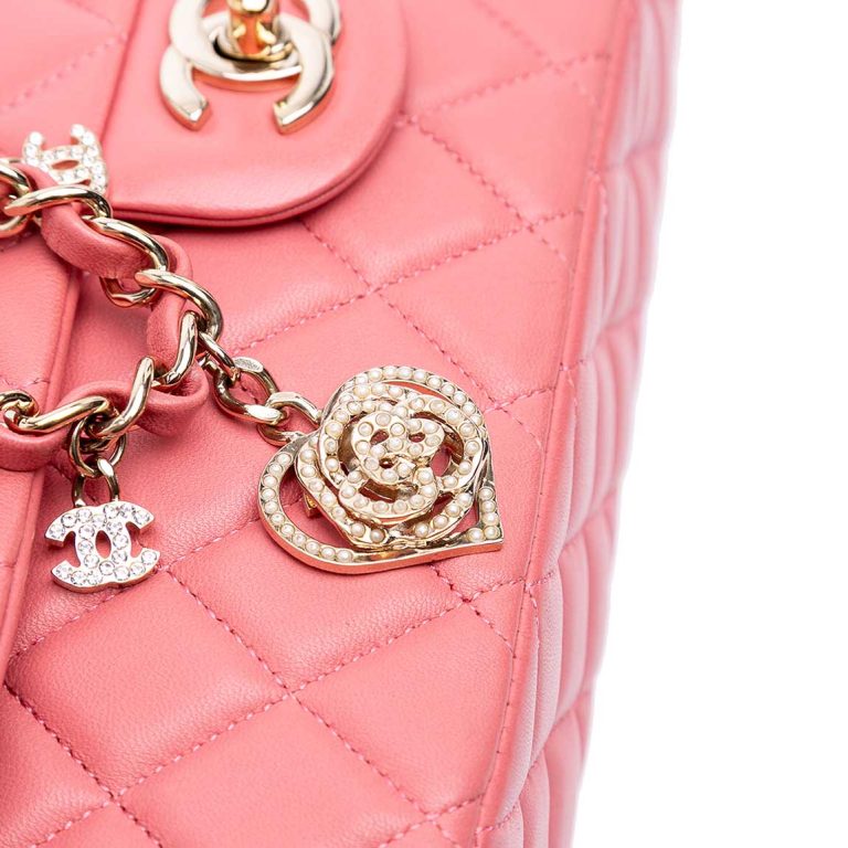 Chanel Timeless Medium Lamb Pink Signs of wear | Sell your designer bag