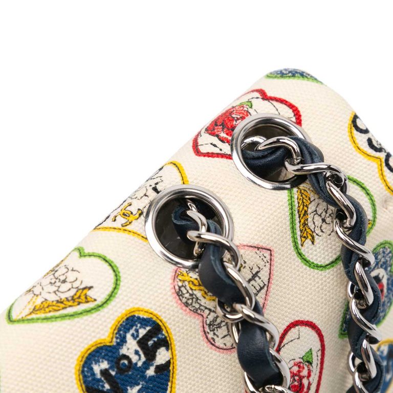 Chanel Small Canvas Valentine Heart White / Multicolour Signs of wear | Sell your designer bag