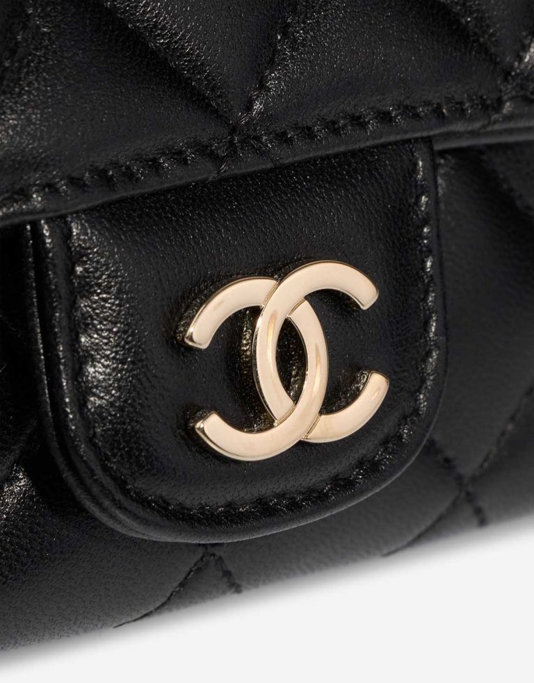 Chanel Timeless Wallet On Chain Lamb Black Closing System | Sell your designer bag