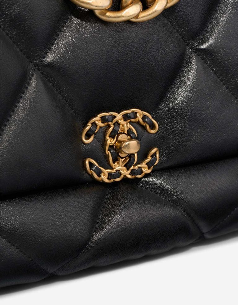 Chanel 19 Large Flap Bag Lamb Black Closing System | Sell your designer bag