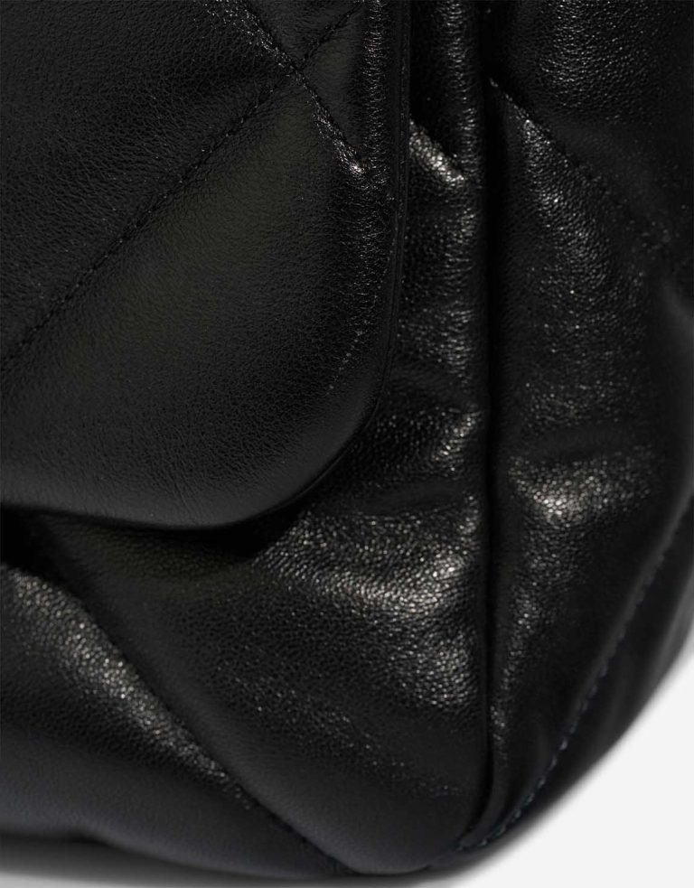 Chanel 19 Large Flap Bag Lamb Black Signs of wear | Sell your designer bag