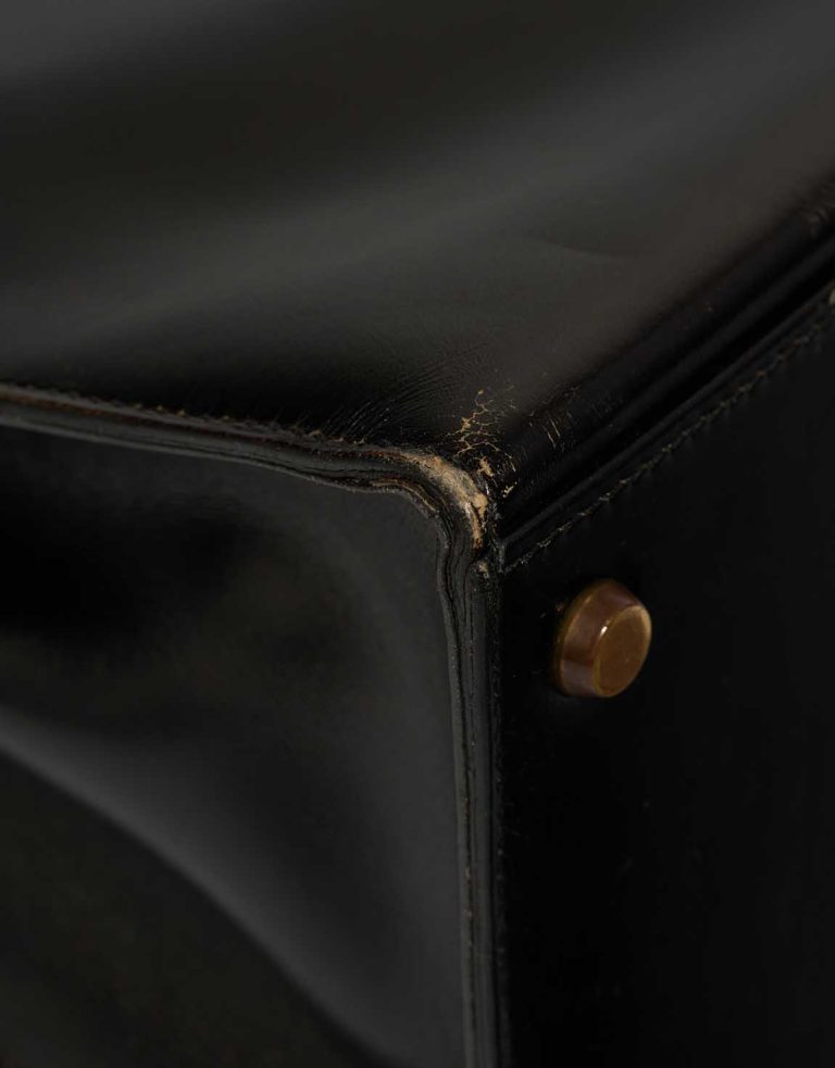 Hermès Kelly 32 Box Black Signs of wear | Sell your designer bag