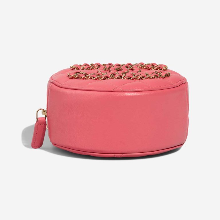 Chanel 19 Round Clutch Lamb Pink | Sell your designer bag