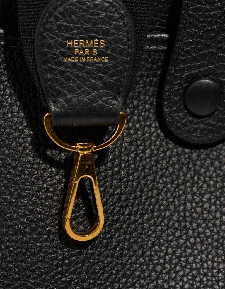 Hermès Evelyne 29 Clémence Black Signs of wear | Sell your designer bag