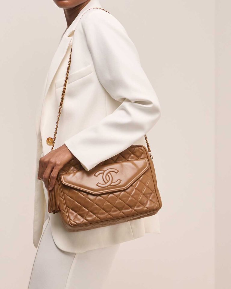 Chanel Camera Bag Large Lamb Brown Front | Sell your designer bag