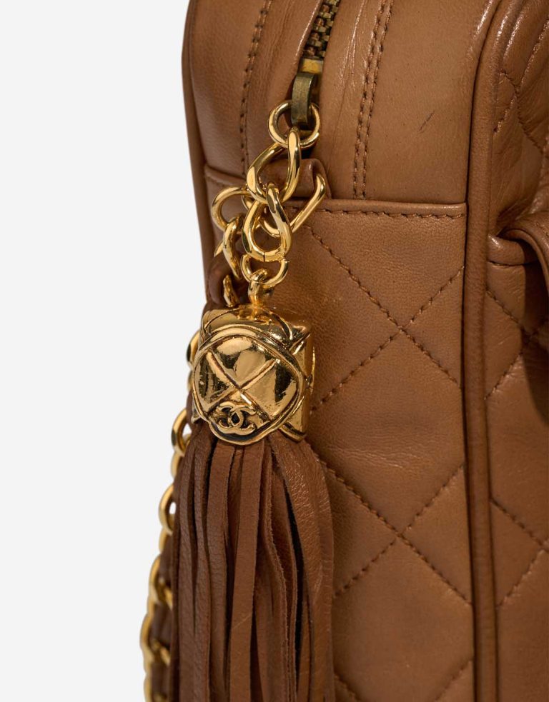 Chanel Camera Bag Large Lamb Brown Closing System | Sell your designer bag