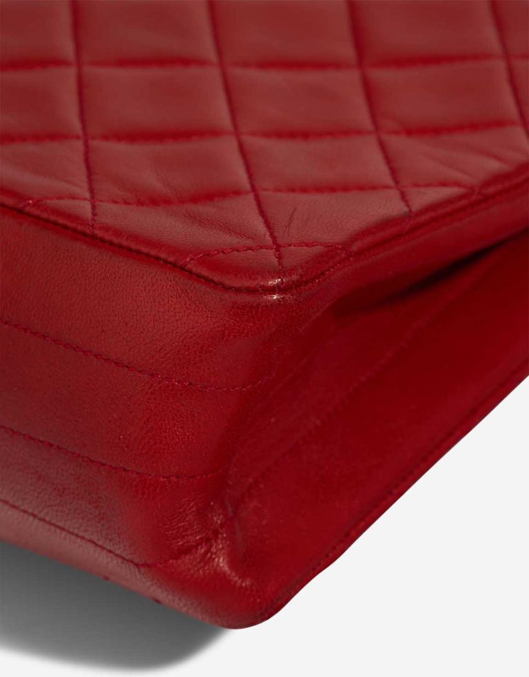 Chanel Coco Flap Medium Lamb Red / Black Signs of wear | Sell your designer bag