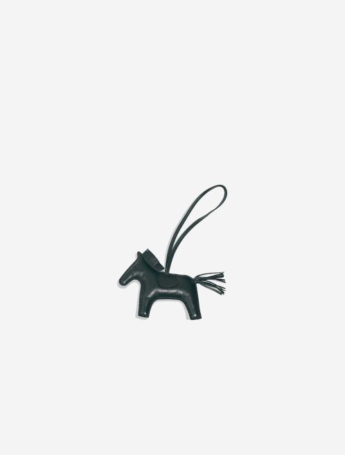 Hermès Rodeo MM Milo Lamb Vert Cyprès Front | Sell your designer bag